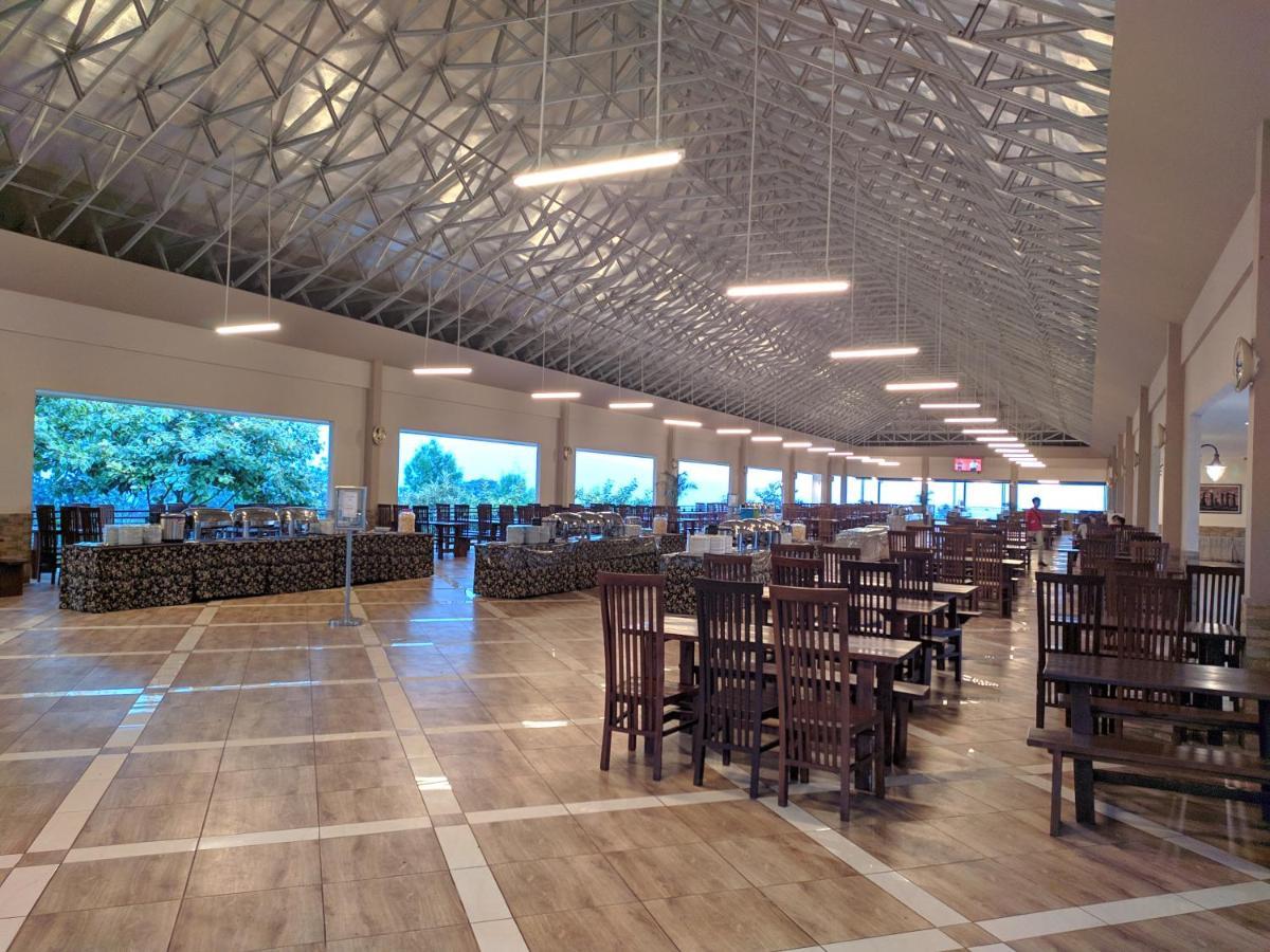Taman Bukit Palem Resort Bogor Exteriör bild