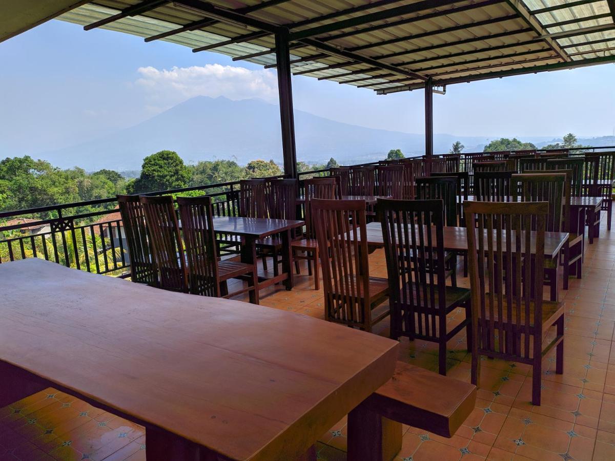 Taman Bukit Palem Resort Bogor Exteriör bild