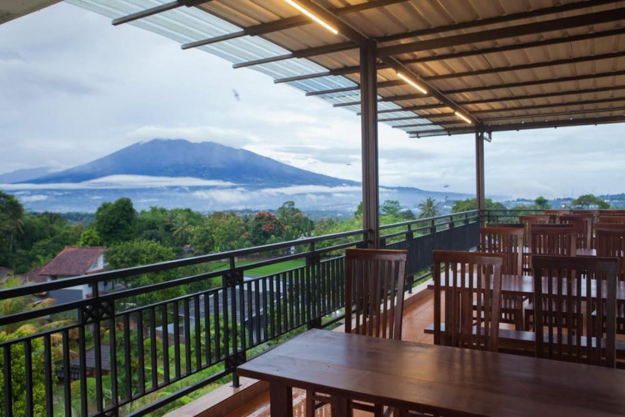 Taman Bukit Palem Resort Bogor Exteriör bild