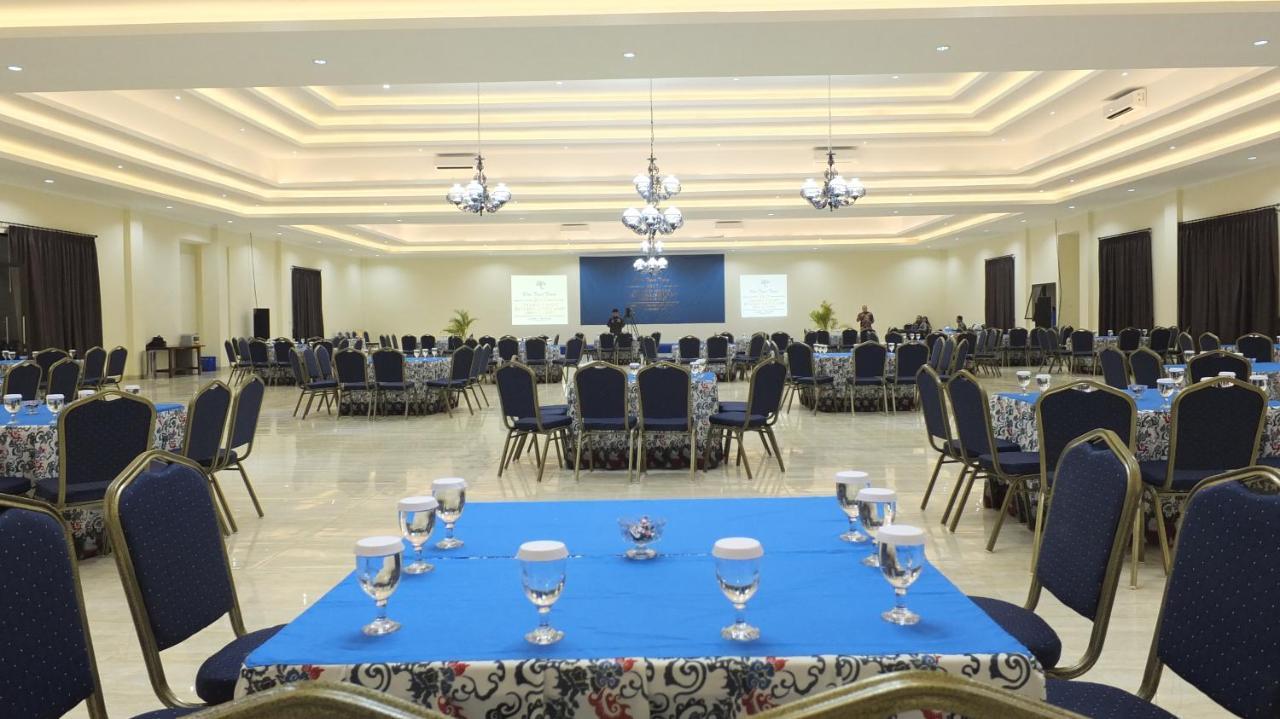 Taman Bukit Palem Resort Bogor Exteriör bild